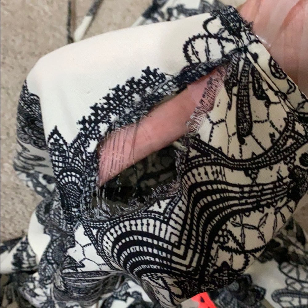 Romper - Picture 4 of 5